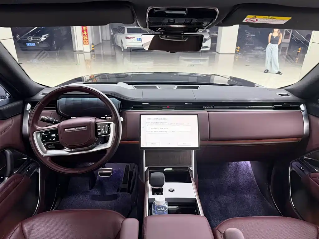 Land Rover Range Rover — миниатюра 4