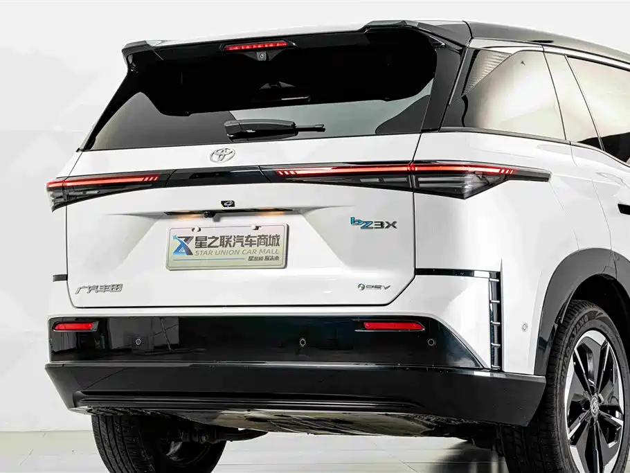 Toyota bZ3X — миниатюра 7
