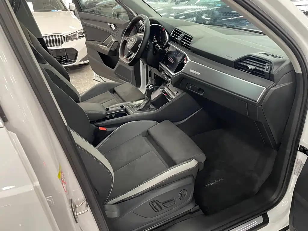 Audi Q3 2022 35 TFSI Fashion