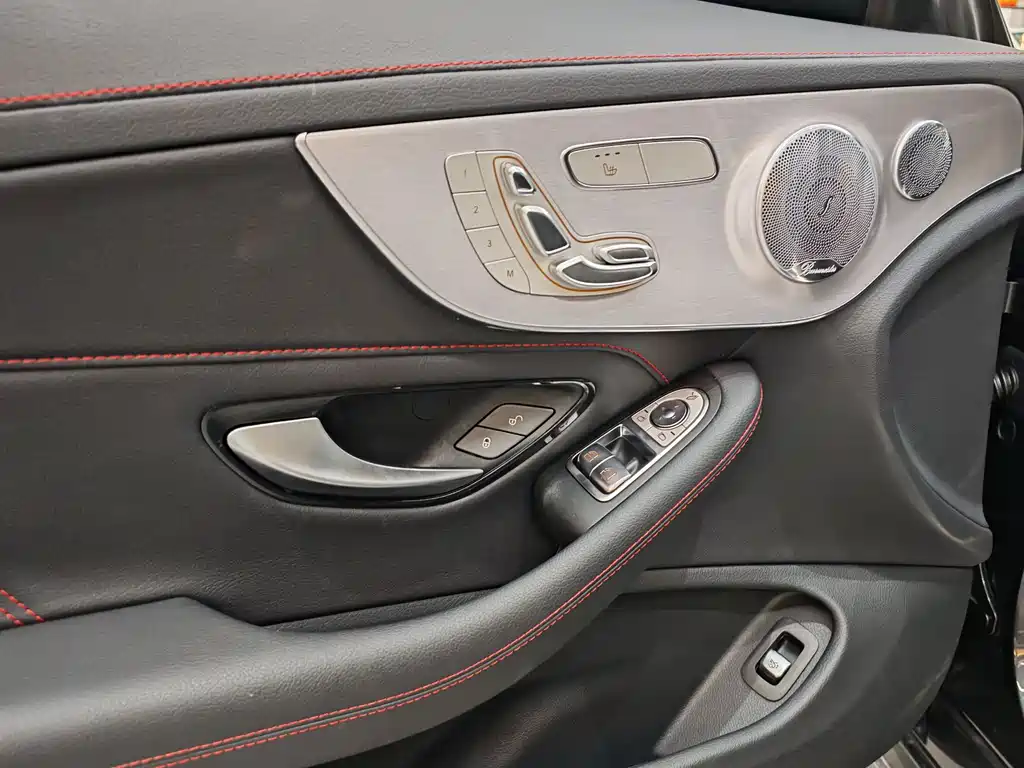 Mercedes-Benz C-Class AMG — миниатюра 13