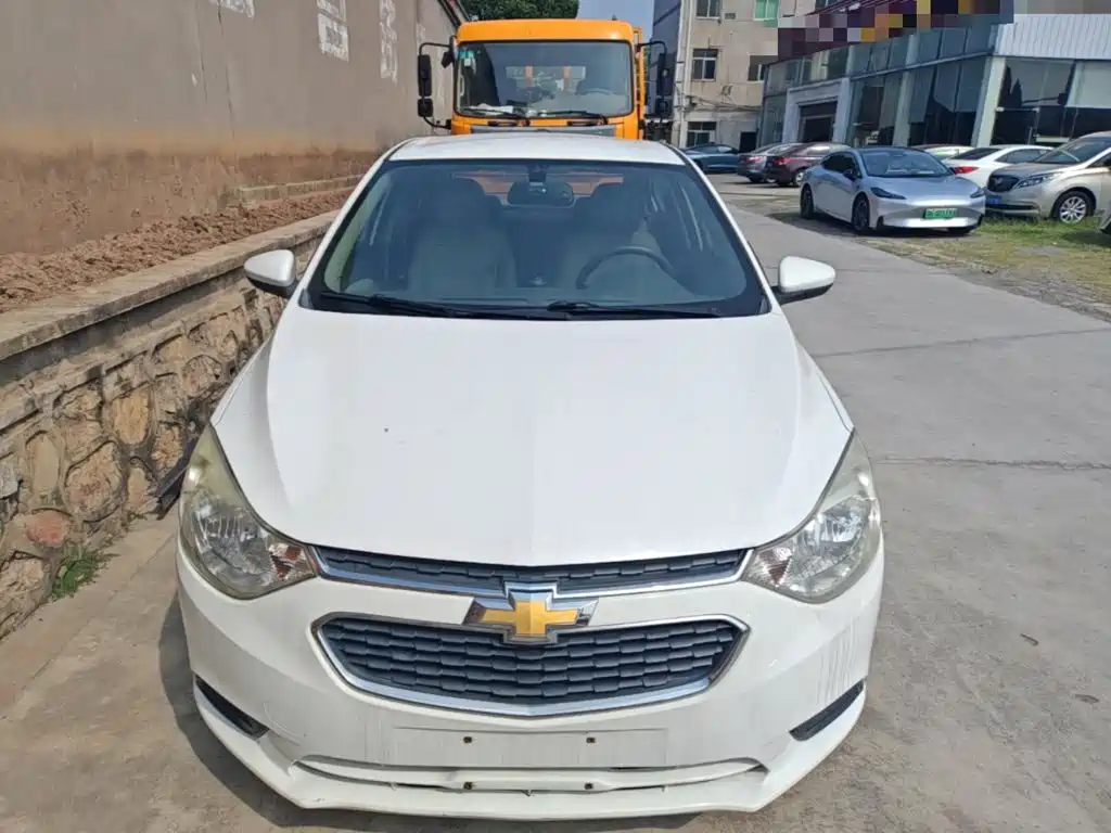 Chevrolet Sail — миниатюра 3
