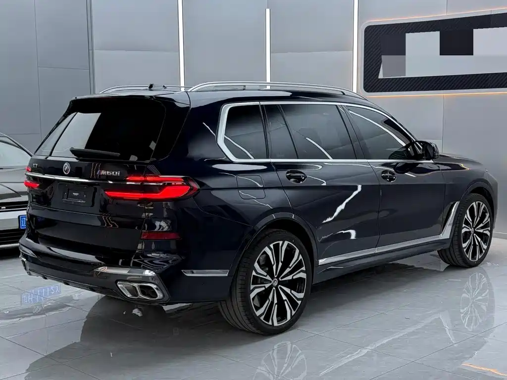 BMW X7 M60i 2023 xDrive M60i