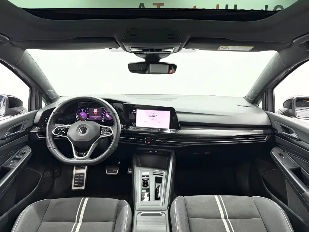 Volkswagen Golf — миниатюра 11