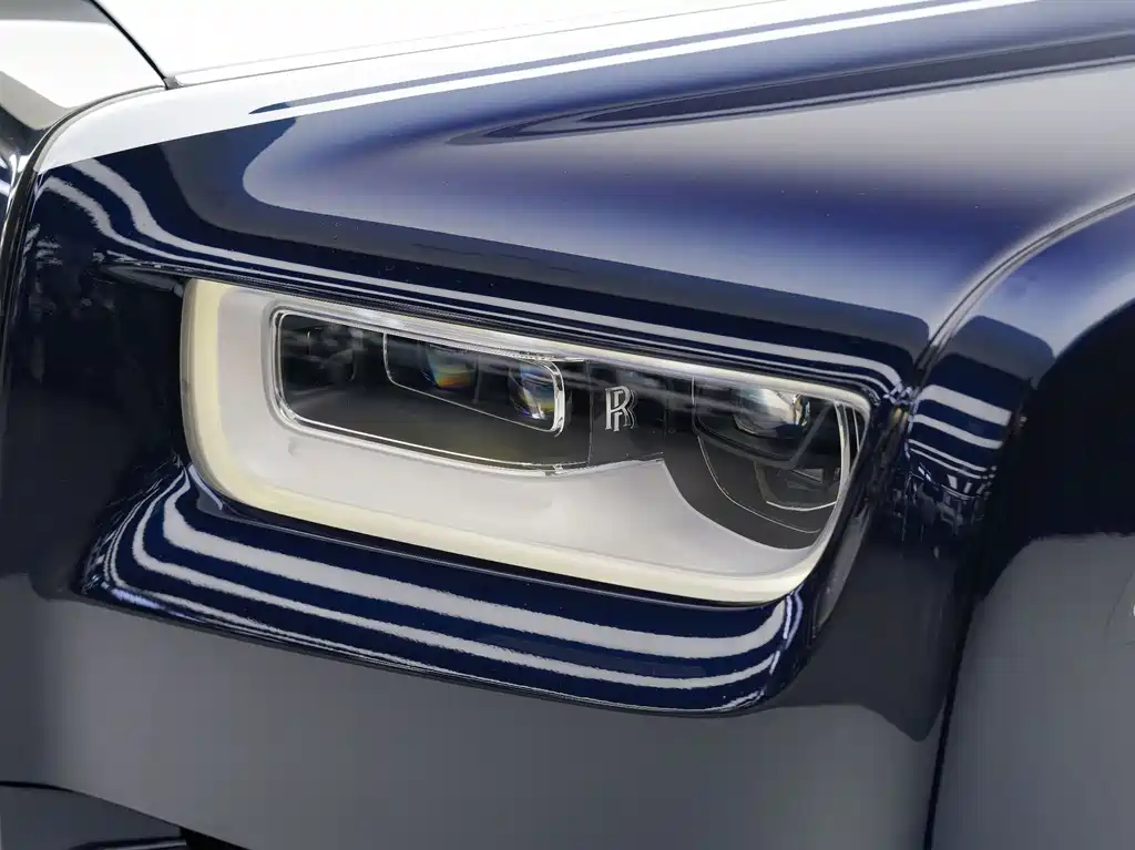 Rolls-Royce Phantom — миниатюра 11