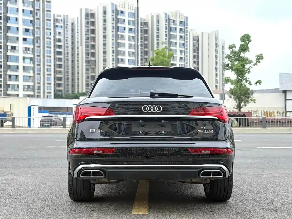 Audi Q5L 2023 45T Luxury