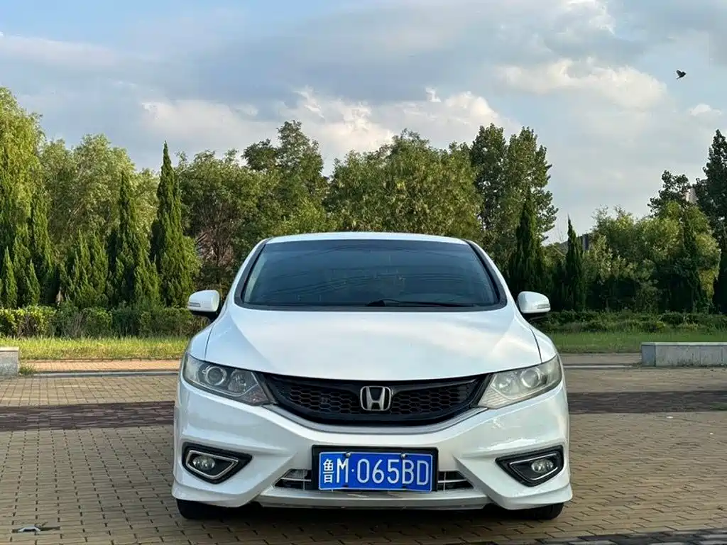 Honda Jade — миниатюра 2