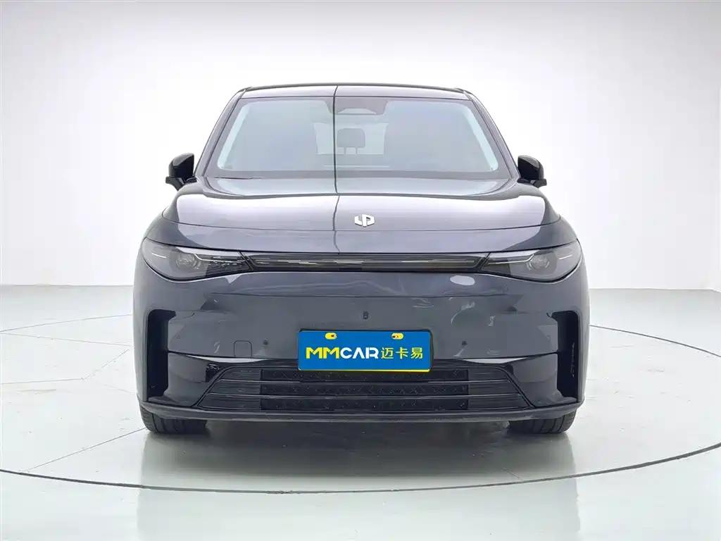 ZERO-RUNNING CAR ZERO RUN C10