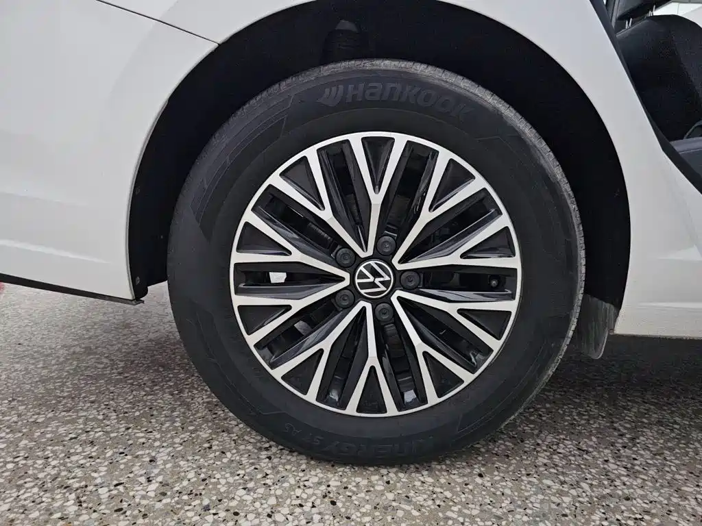 Volkswagen Sagitar — миниатюра 14