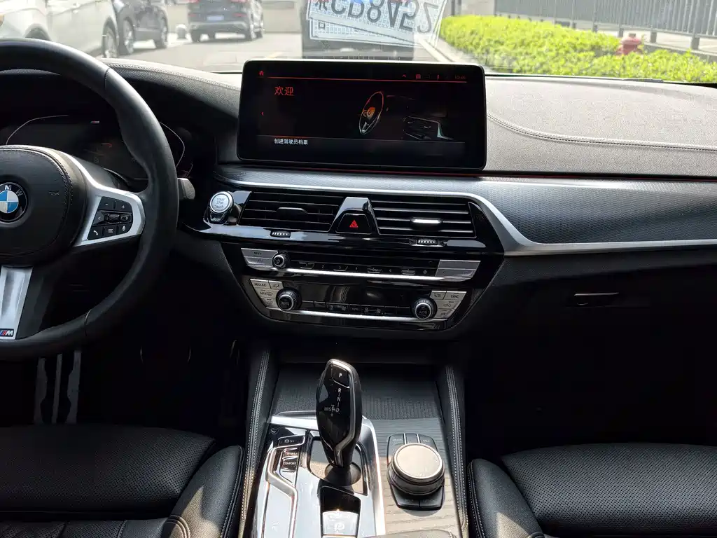 BMW 5 Series (Import) — миниатюра 17