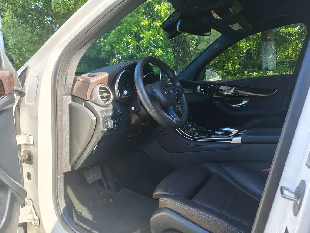 Mercedes-Benz GLC — миниатюра 7