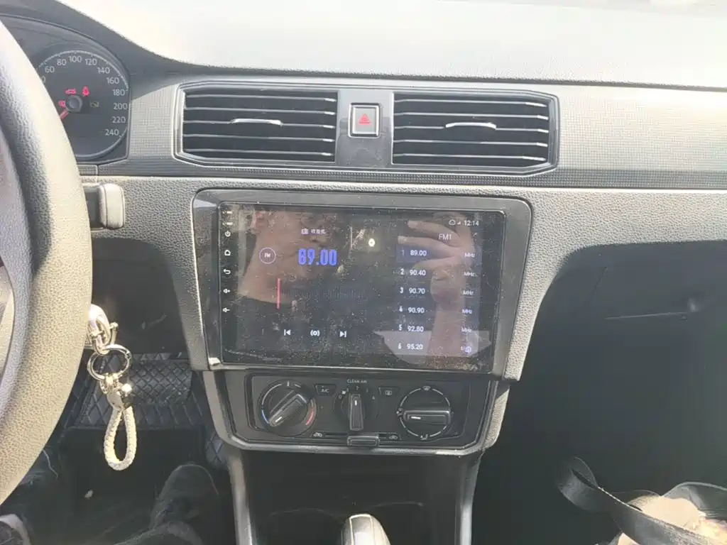 Volkswagen Santana — миниатюра 13