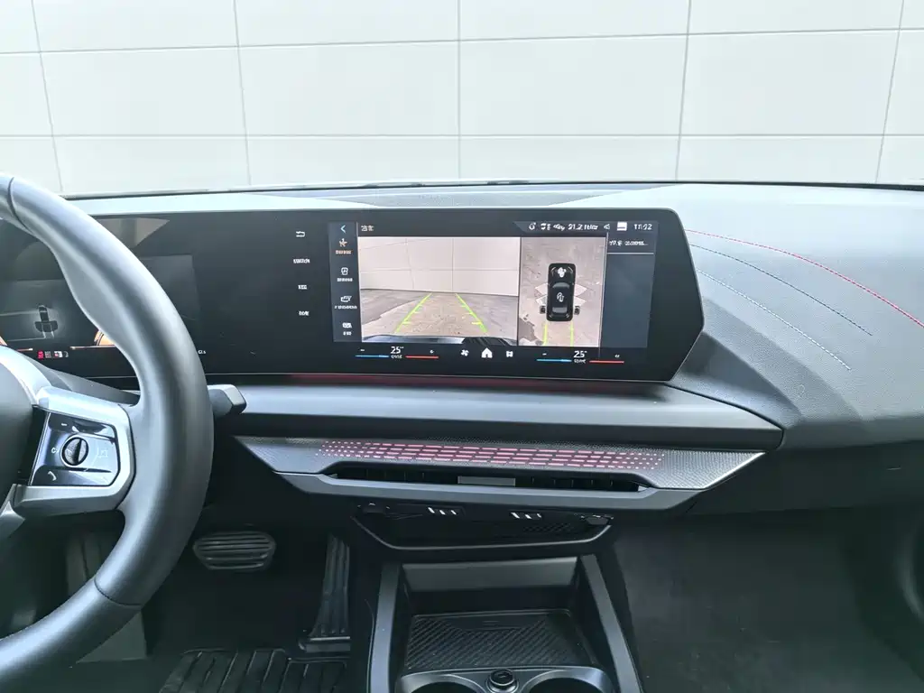 BMW 2 Series — миниатюра 11