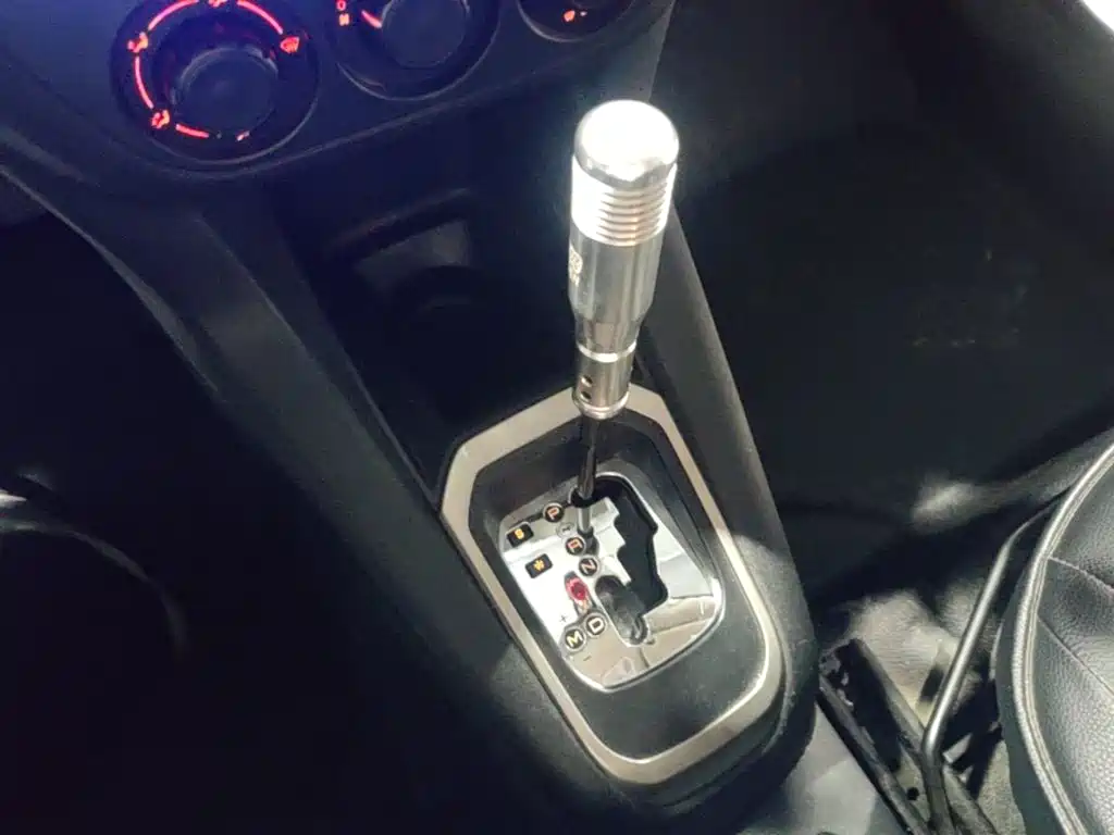 Peugeot 301 — миниатюра 14