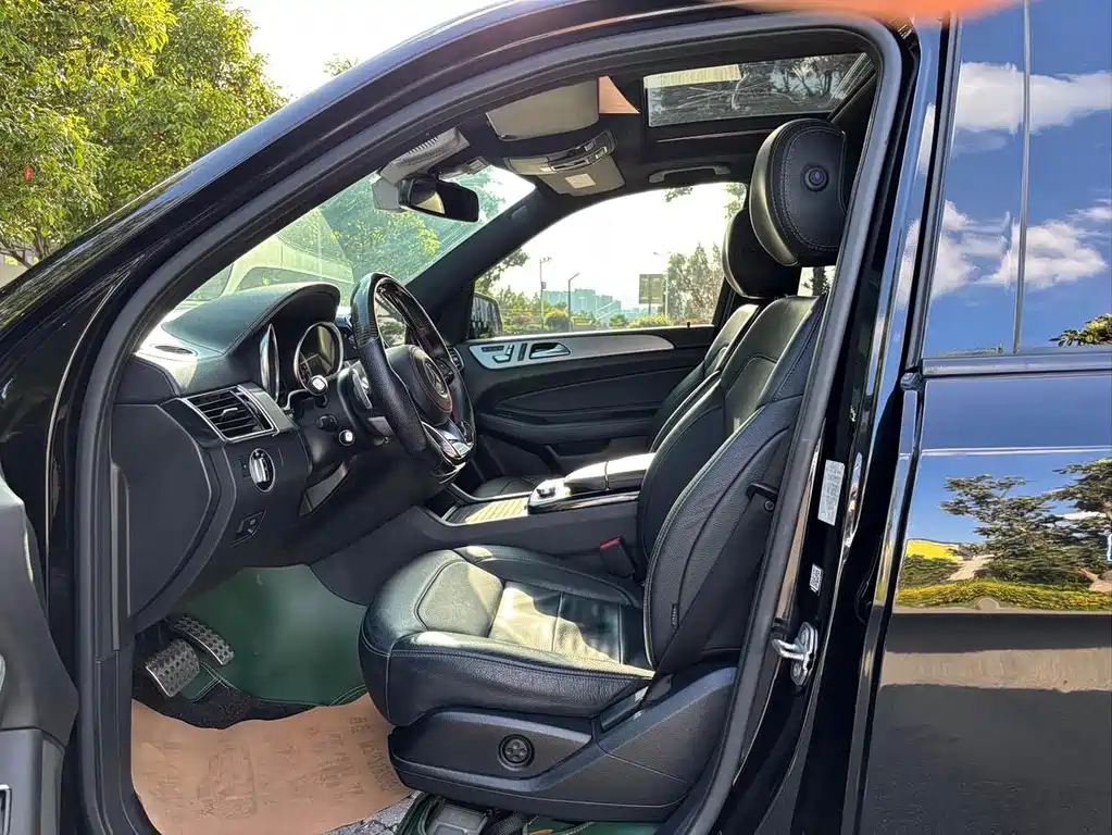 Mercedes-Benz GLE AMG — миниатюра 10