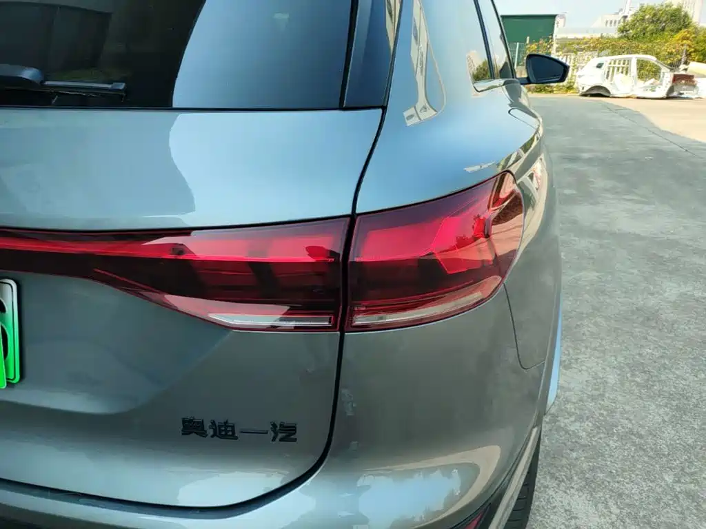 Audi Q6L e-tron — миниатюра 8