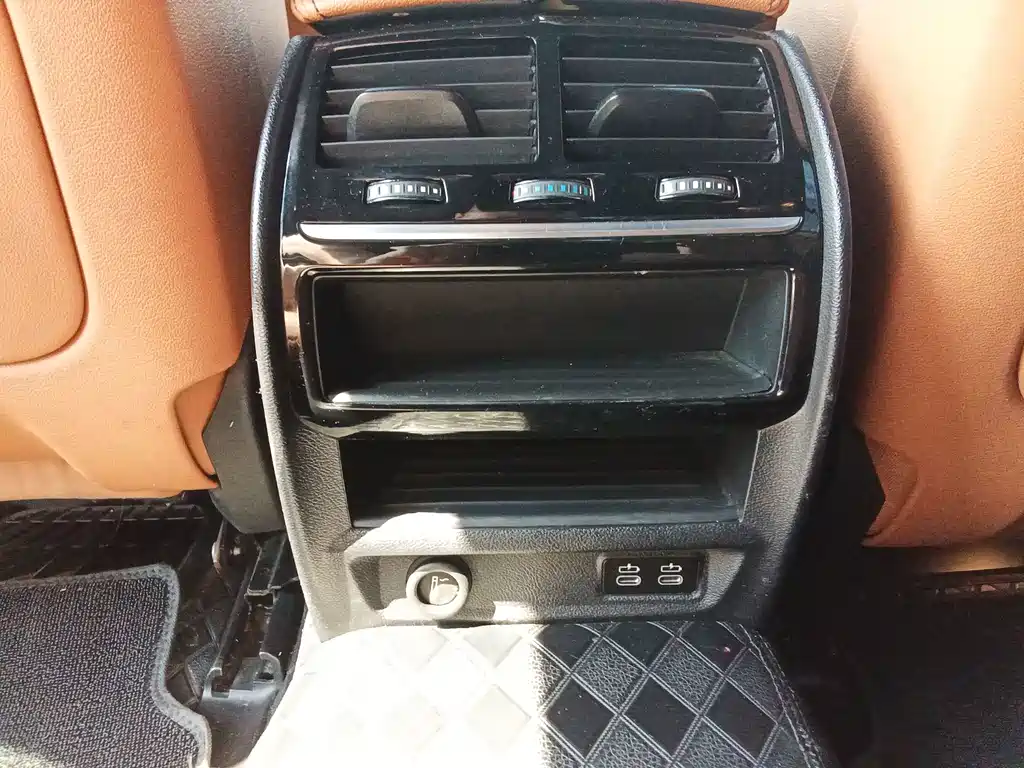BMW 5 Series — миниатюра 14