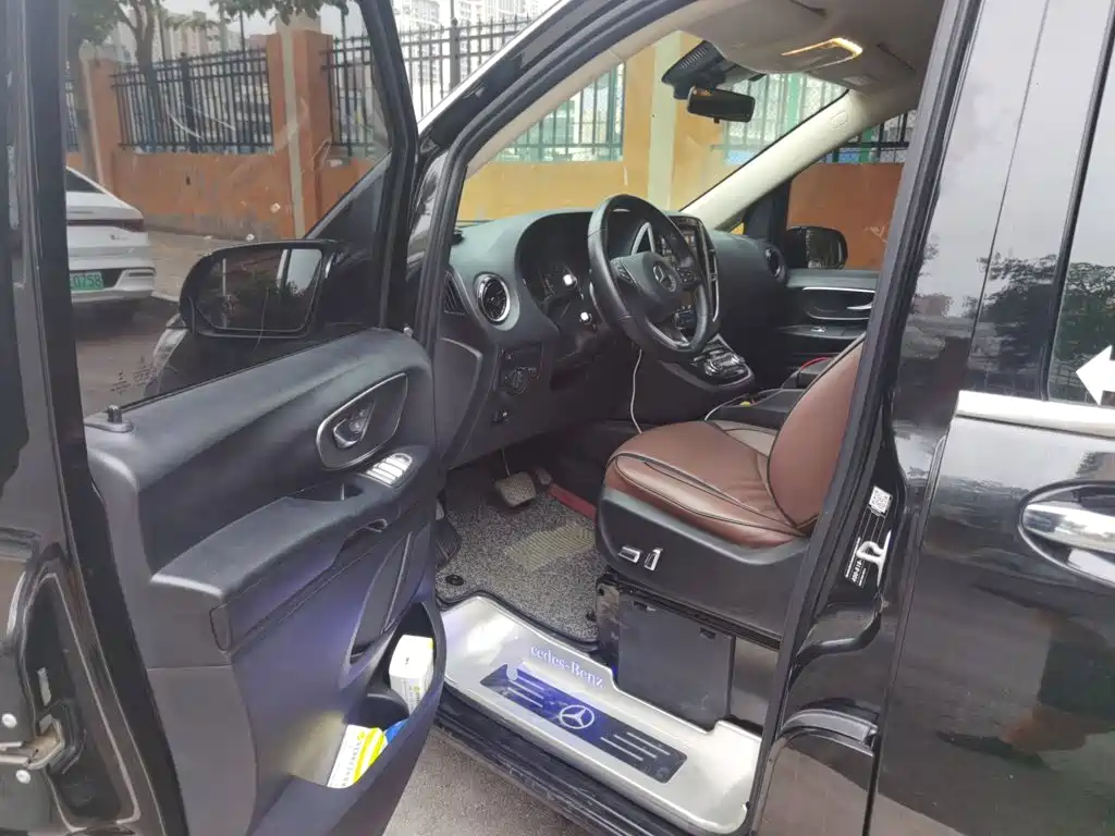 Mercedes-Benz Vito — миниатюра 17