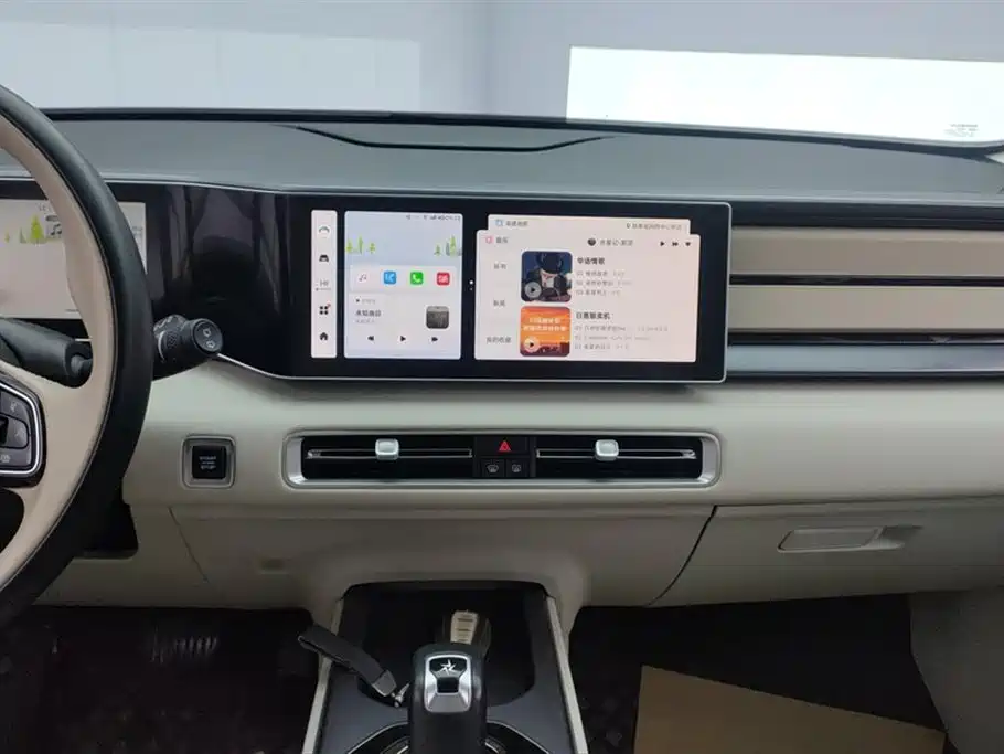 GEELY AUTOMOBILE GEELY ICON