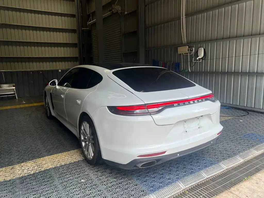 Porsche Panamera — миниатюра 7