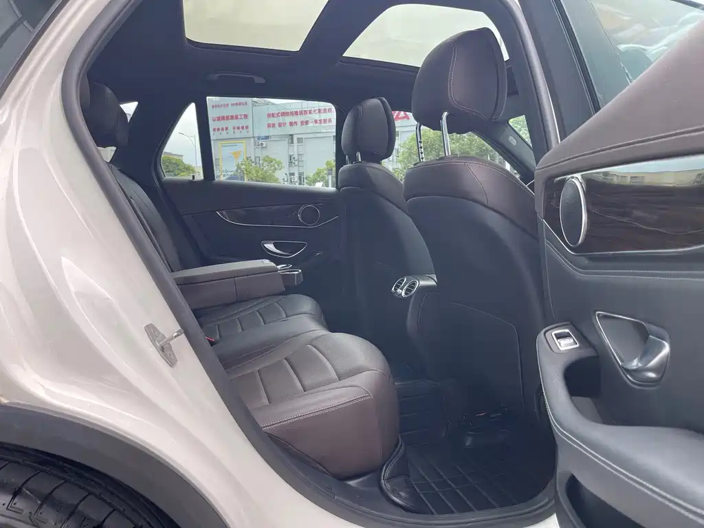 Mercedes-Benz GLC — миниатюра 26