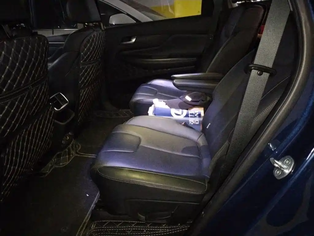 Hyundai Santa Fe — миниатюра 13