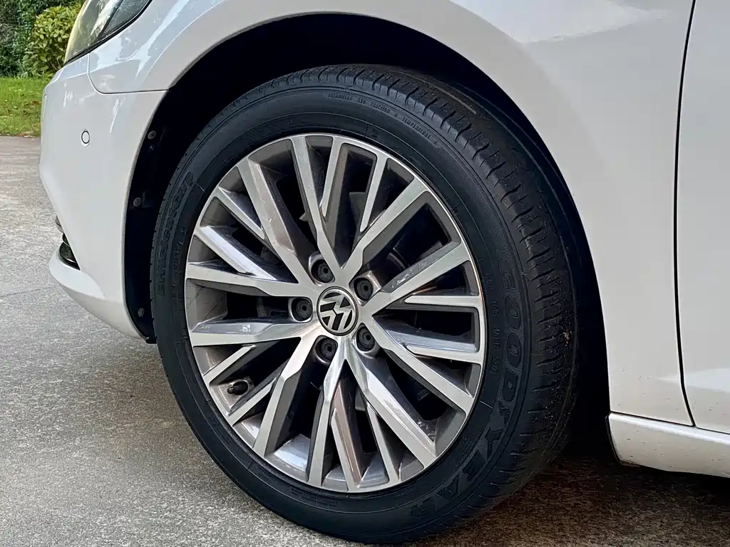 Volkswagen CC — миниатюра 4