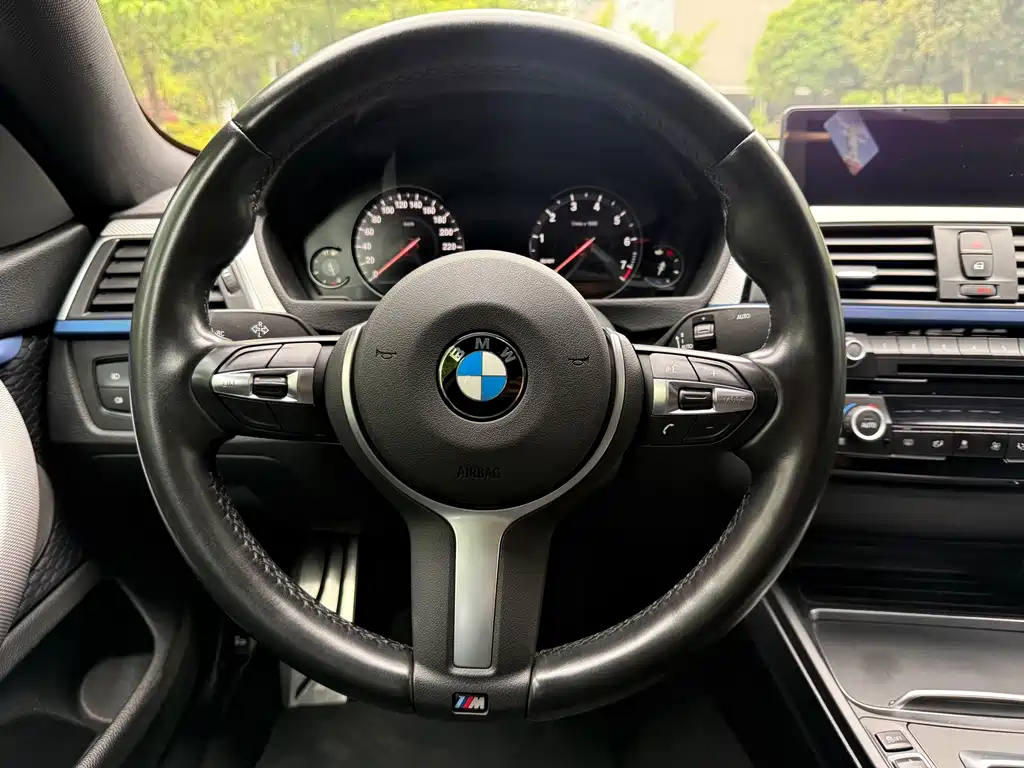BMW 4 Series - фото 4