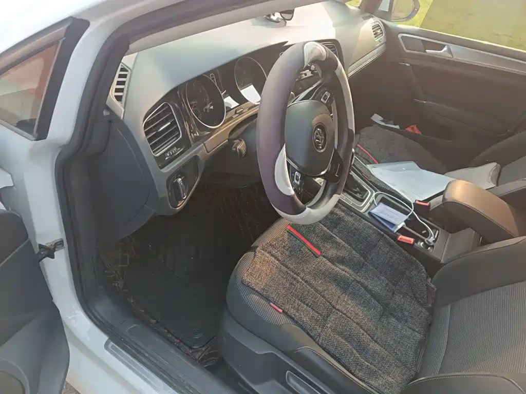Volkswagen Golf — миниатюра 17