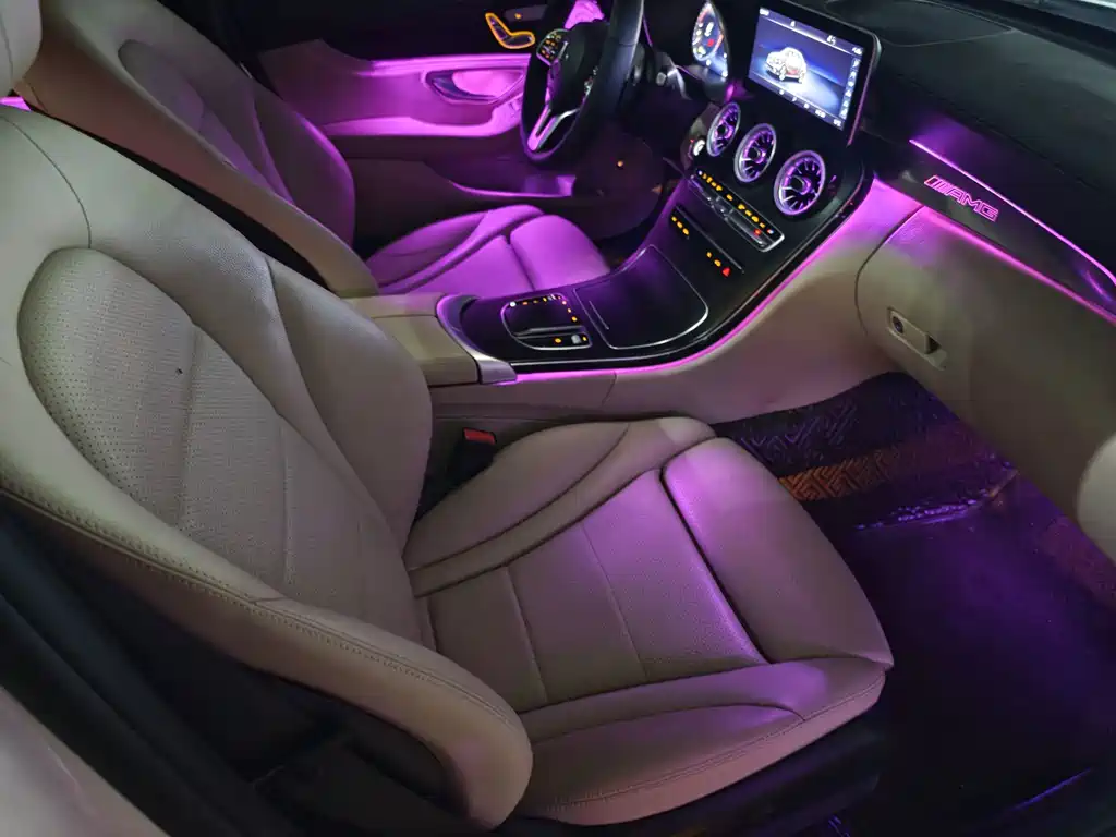 Mercedes-Benz C-Class — миниатюра 6