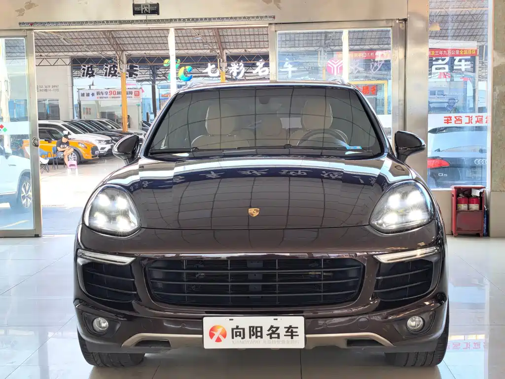 Porsche Cayenne — миниатюра 2