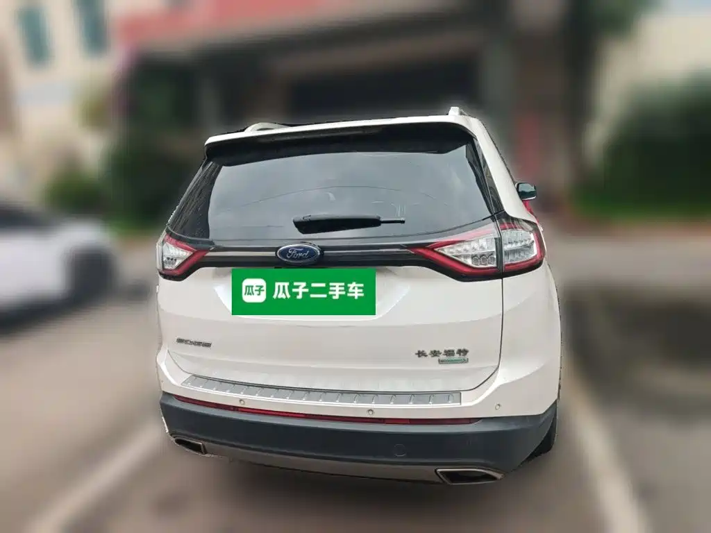 Ford Edge — миниатюра 5