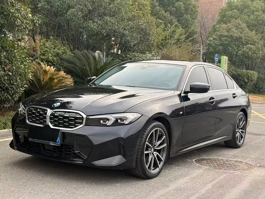 BMW 3 Series 2025
