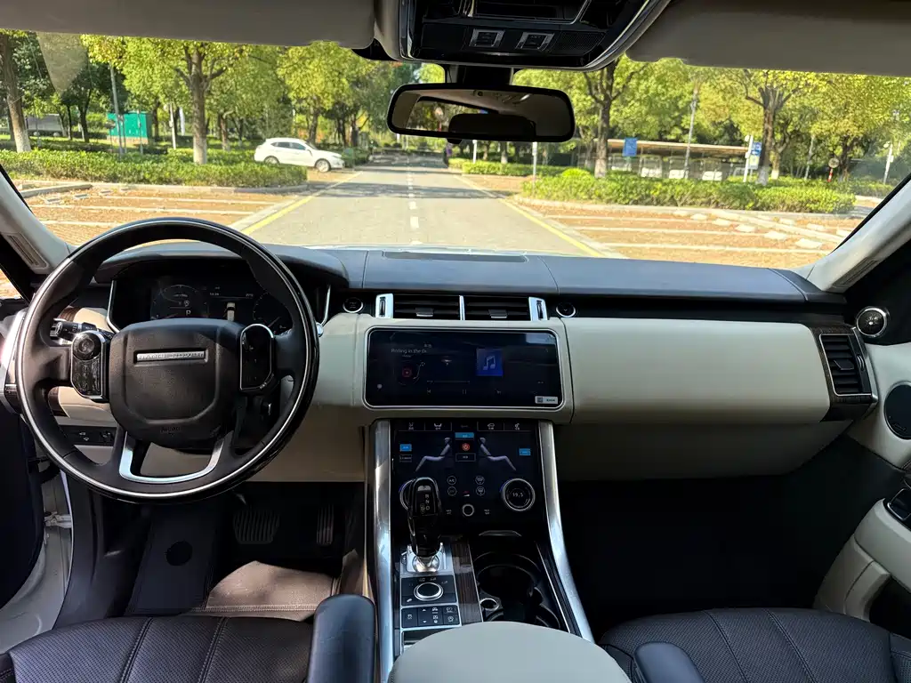 Land Rover Sport — миниатюра 9