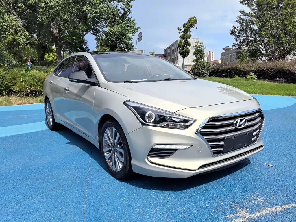 Hyundai Mistra — миниатюра 3