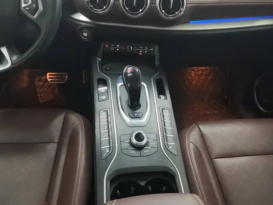 Wey Wey VV6 — миниатюра 16