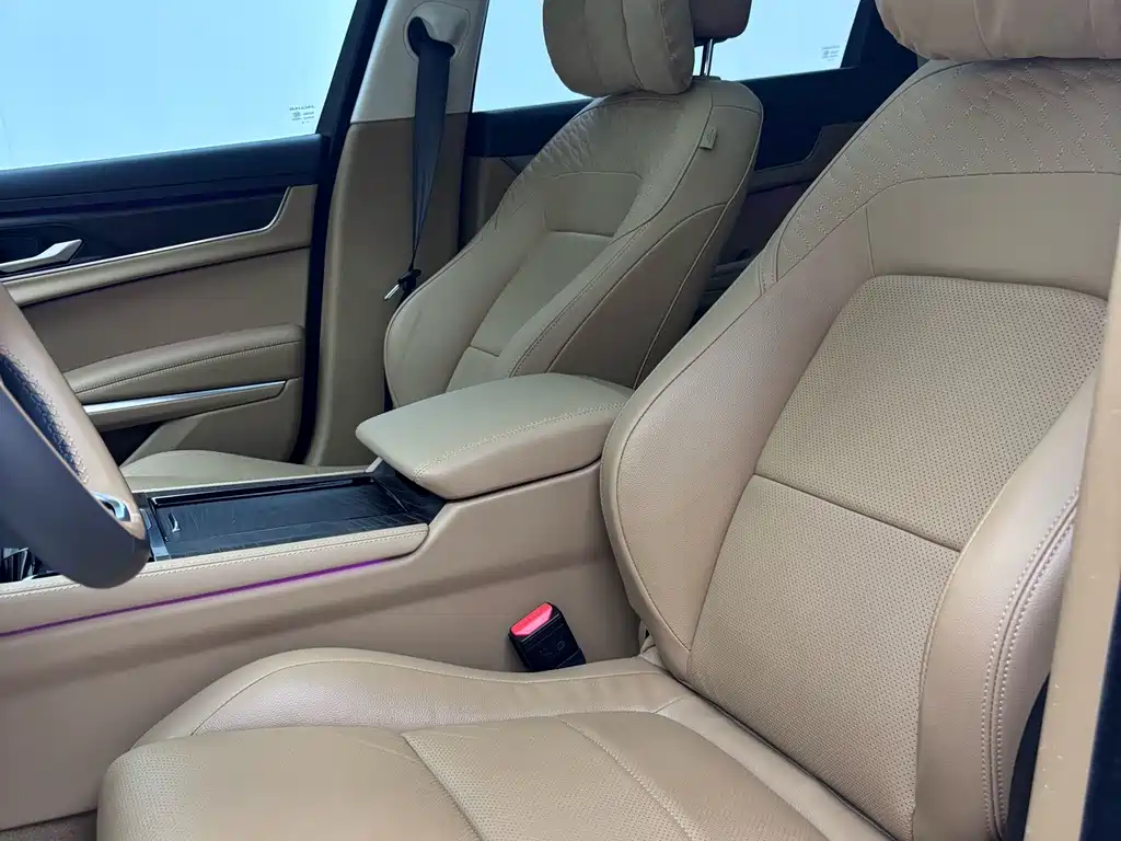Jaguar XFL — миниатюра 8