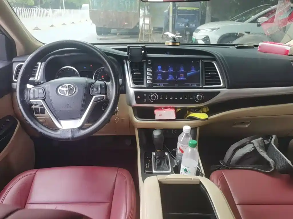 Toyota Highlander 2018 2.0T Elite 7 мест VI