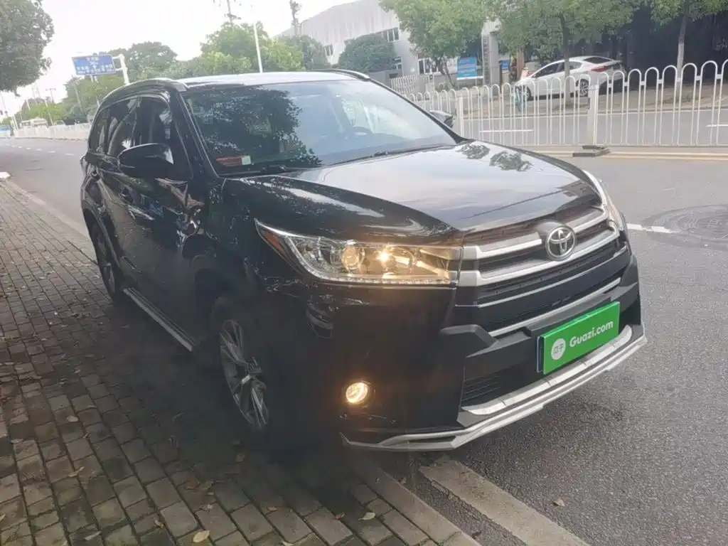 Toyota Highlander 2018 2.0T Elite 7 мест VI