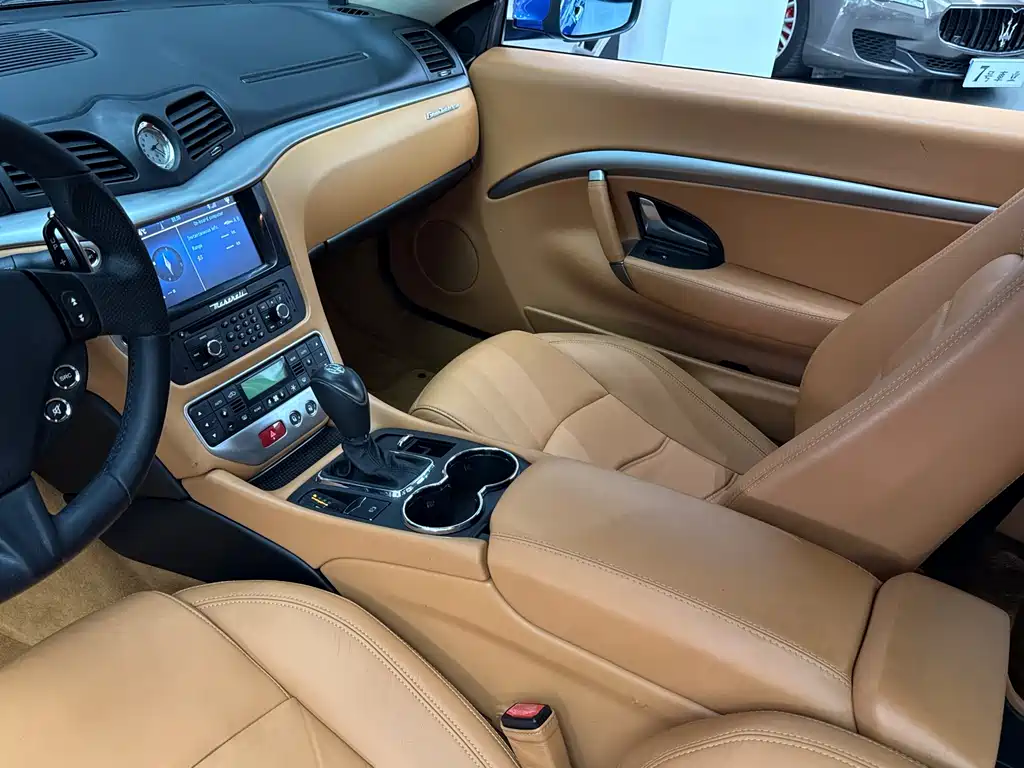 Maserati GranTurismo 2007 4.2L Standard