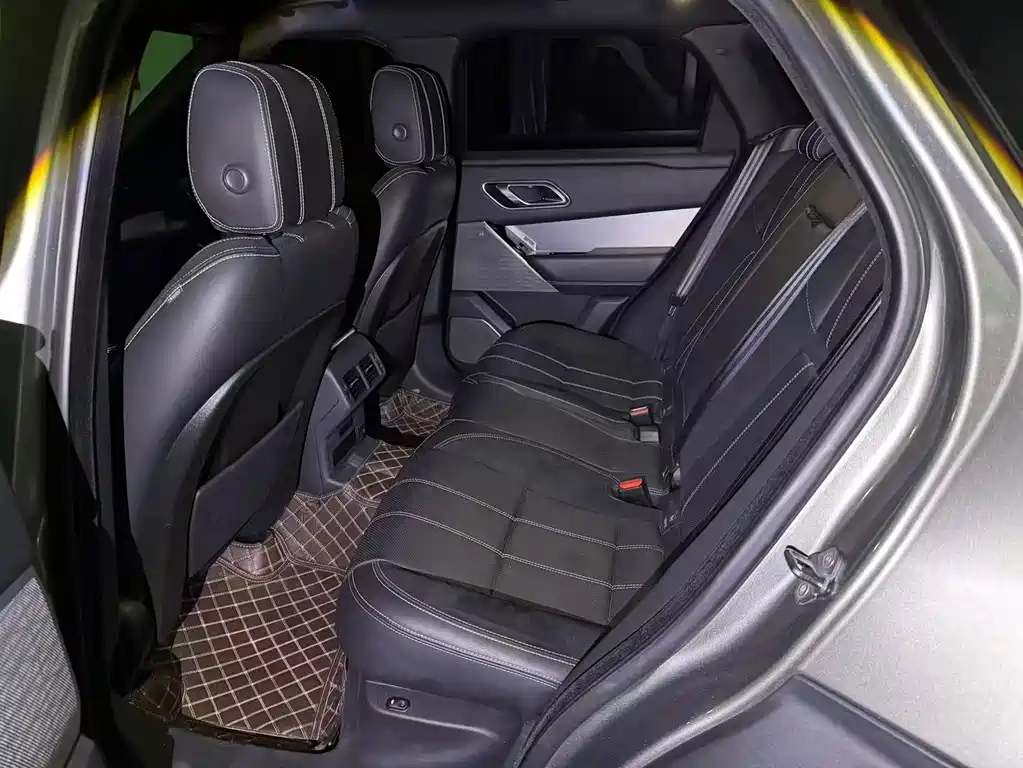Land Rover Velar — миниатюра 3