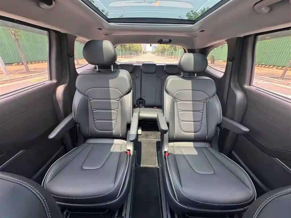 Hyundai Custo 2024 270TGDi LUX Luxury