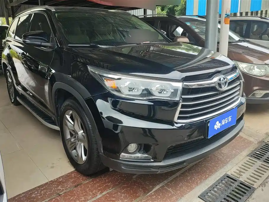 Toyota Highlander 2016