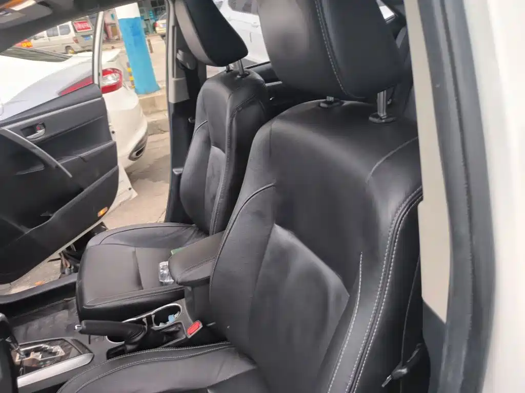 Toyota Corolla — миниатюра 11