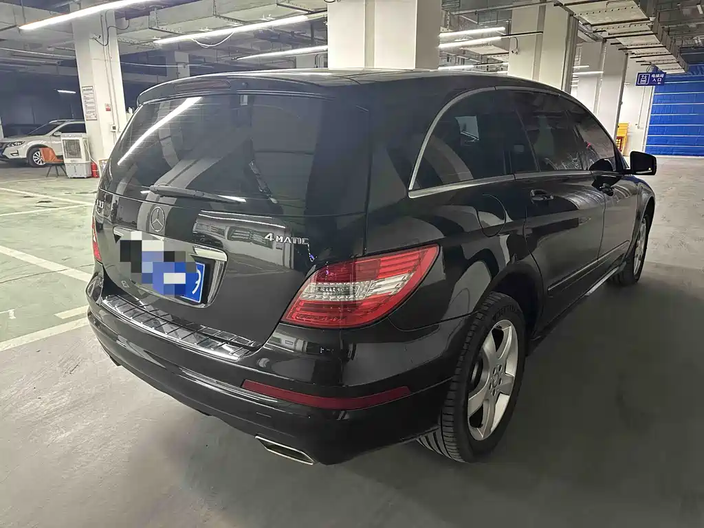 Mercedes-Benz R 2015 R 400 4MATIC