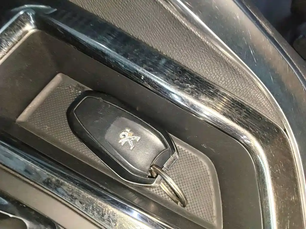 Peugeot 4008 — миниатюра 9
