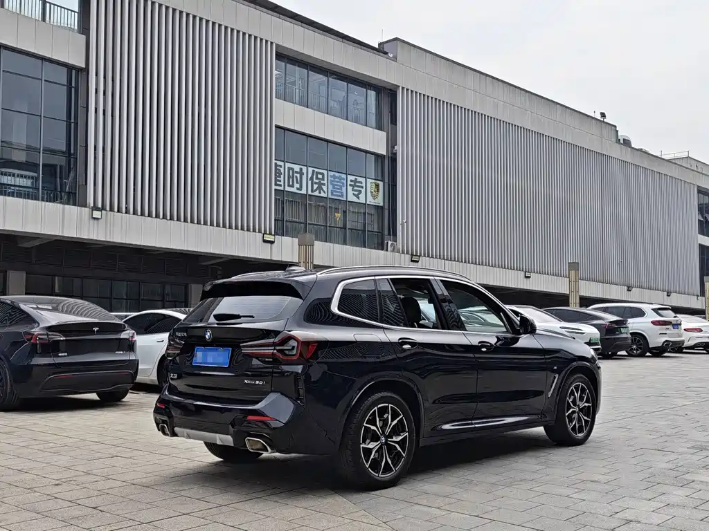 BMW X3 — миниатюра 17