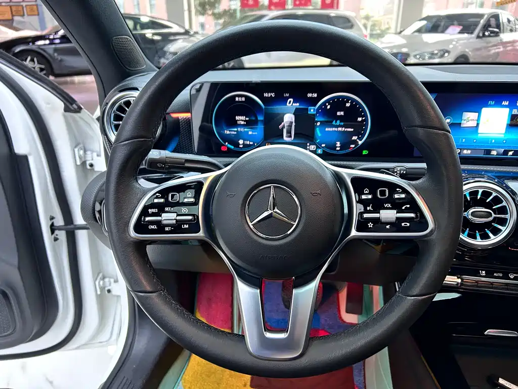 MERCEDES-BENZ A CLASS