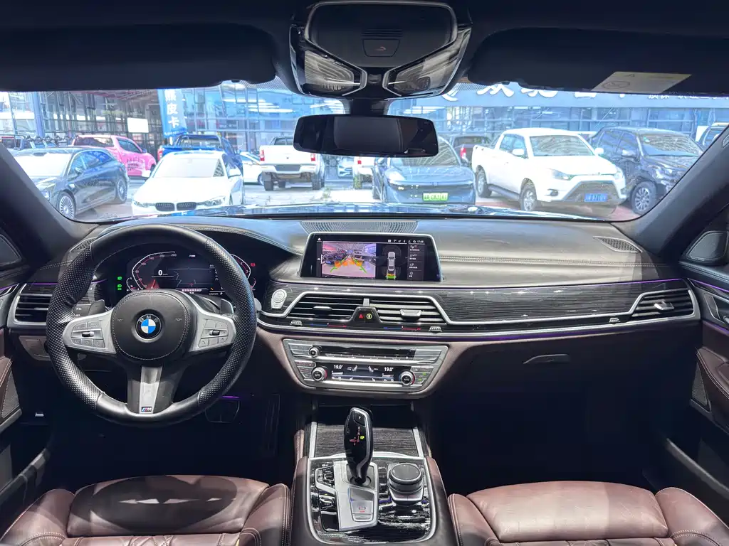 BMW 7 Series 7 2021 730Li M Sport