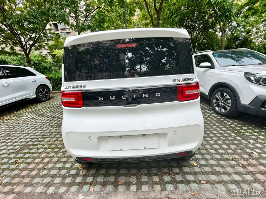 Wuling MINIEV — миниатюра 4