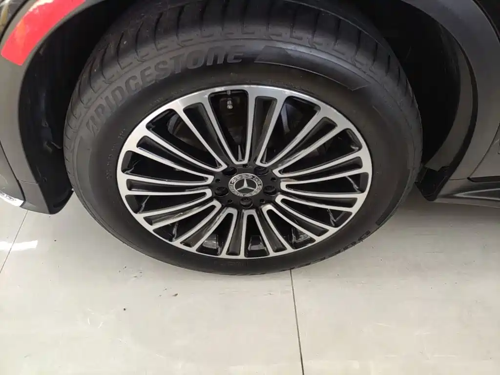 Mercedes-Benz GLC — миниатюра 23